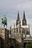 Statue and Kölner Dom