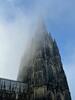 Kölner Dom early morning mist